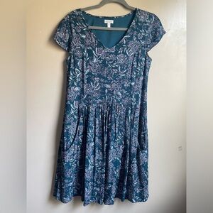 Garnett Hill Floral Mini Skater a dress size 2